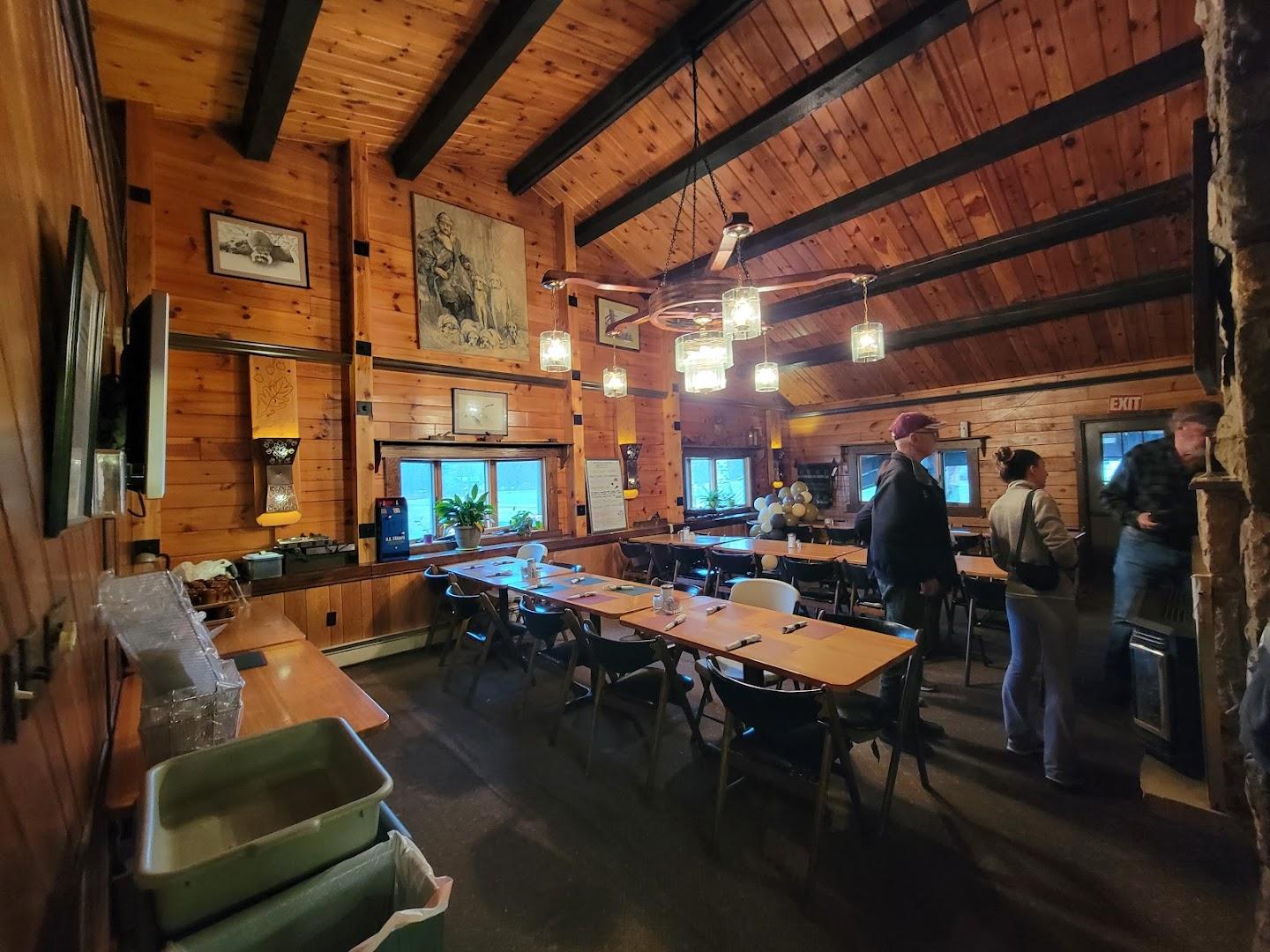Restless Oaks Restaurant